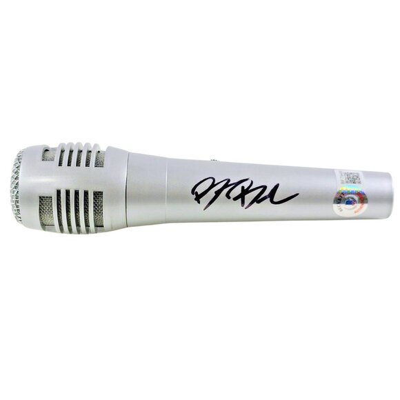 Bianca Belair Signed Microphone Beckett WWE Wrestling Diva Mic BAS Autograph - Picture 3 of 5